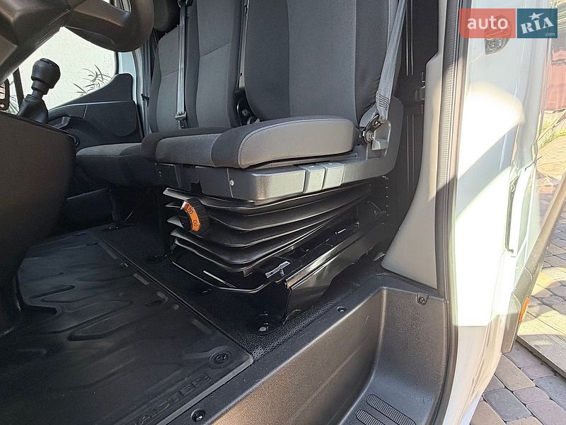 Грузовой фургон Renault Master 2021 в Киеве
