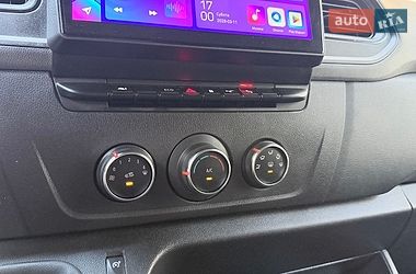 Вантажний фургон Renault Master 2022 в Києві
