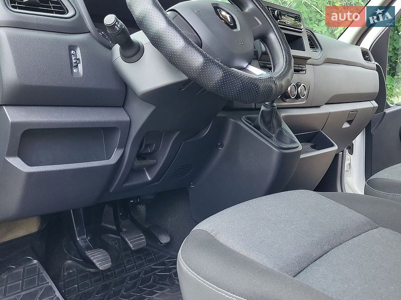 Вантажний фургон Renault Master 2021 в Кривому Розі