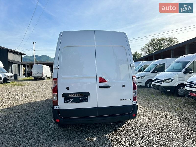 Вантажний фургон Renault Master 2018 в Хусті