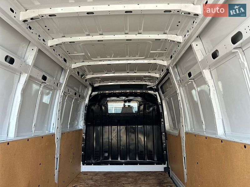 Вантажний фургон Renault Master 2018 в Хусті