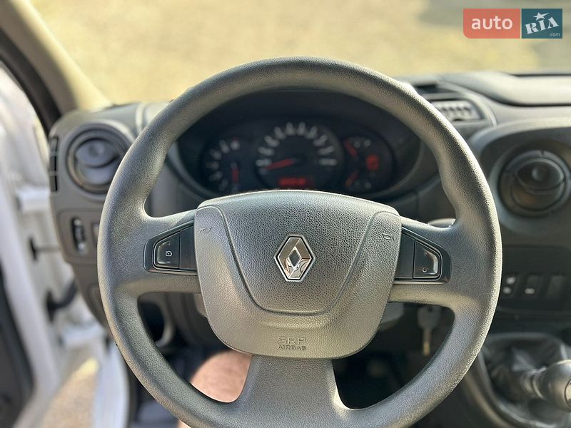 Вантажний фургон Renault Master 2018 в Хусті