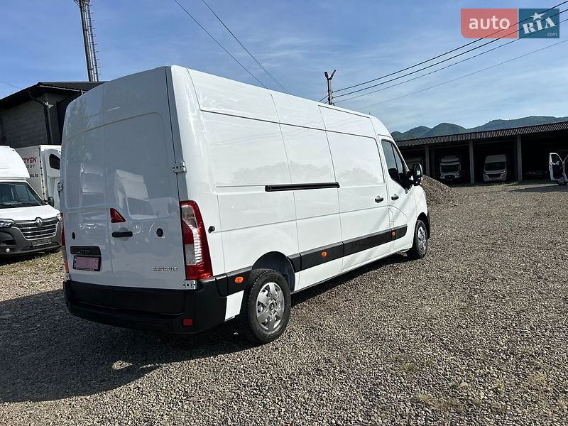 Вантажний фургон Renault Master 2022 в Хусті