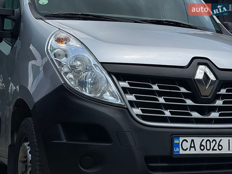 Грузовой фургон Renault Master 2016 в Золотоноше