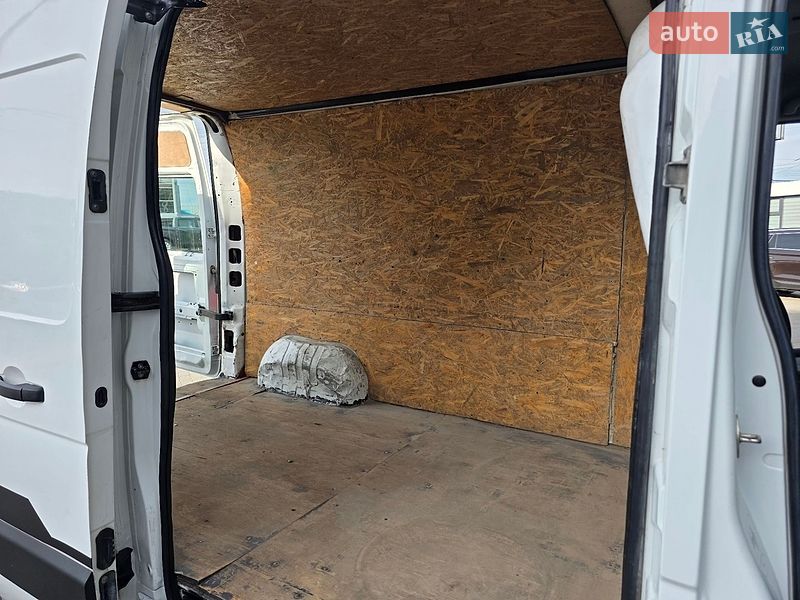 Грузовой фургон Renault Master 2012 в Хмельницком