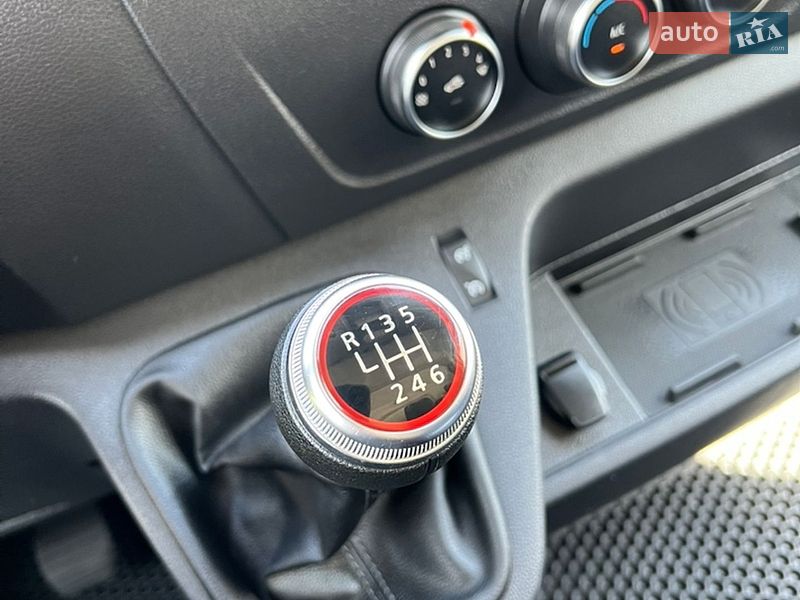 Вантажний фургон Renault Master 2023 в Луцьку
