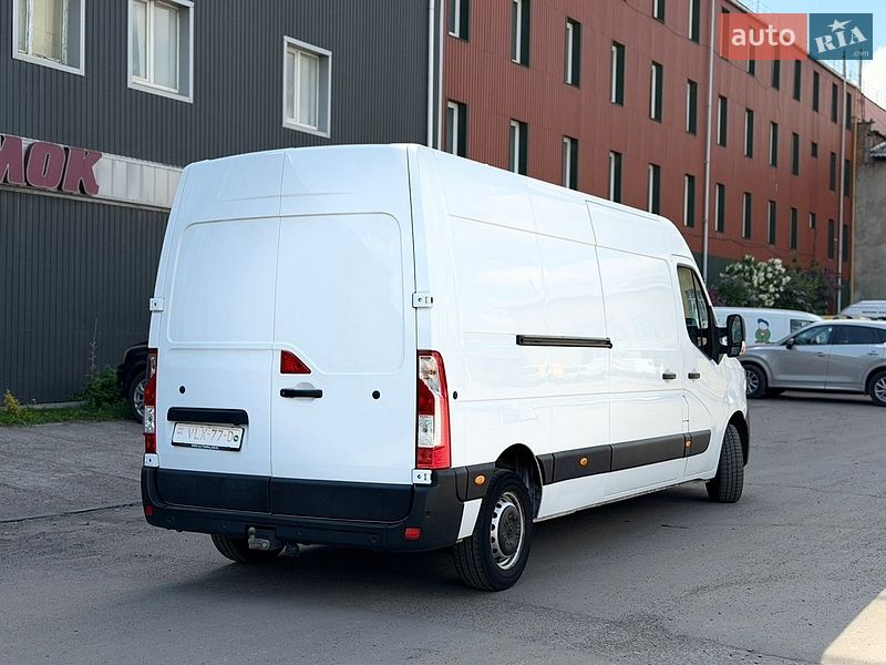 Вантажний фургон Renault Master 2021 в Рівному