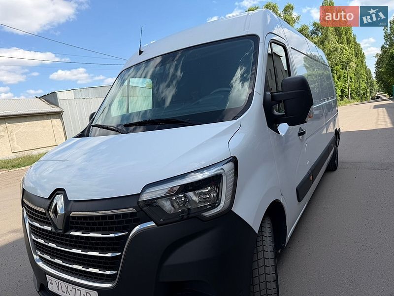 Вантажний фургон Renault Master 2021 в Рівному