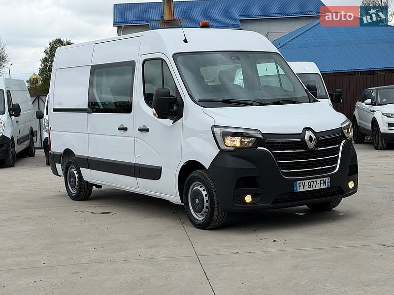 Вантажопасажирський фургон Renault Master 2021 в Млиніві