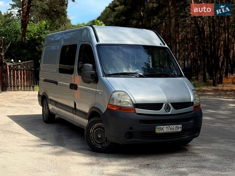 Мінівен Renault Master 2008 в Вараші