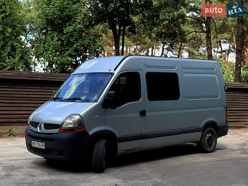 Мінівен Renault Master 2008 в Вараші