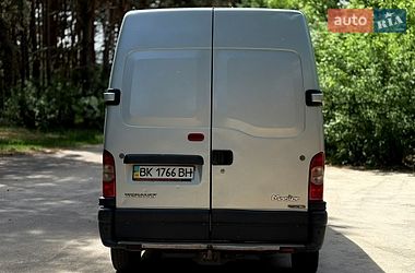 Мінівен Renault Master 2008 в Вараші