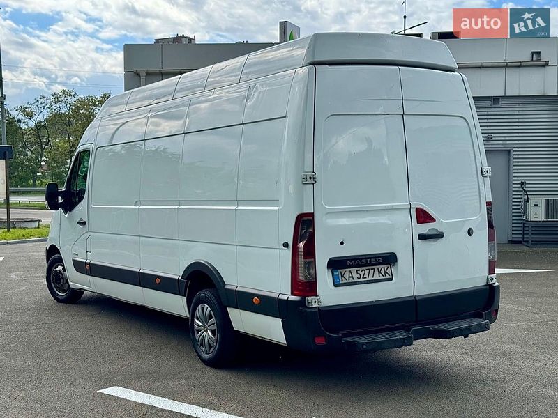 Грузовой фургон Renault Master 2015 в Киеве