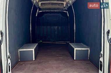 Грузовой фургон Renault Master 2015 в Киеве
