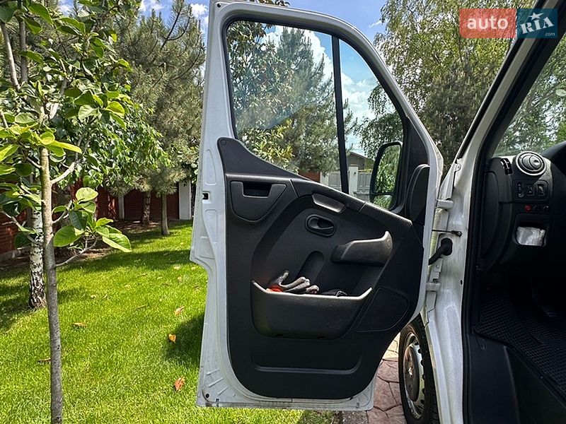 Автовоз Renault Master 2019 в Одессе