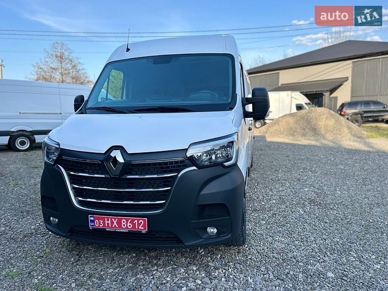 Вантажний фургон Renault Master 2023 в Хусті
