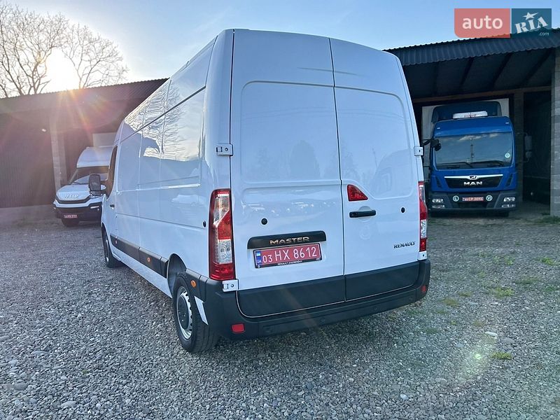 Вантажний фургон Renault Master 2023 в Хусті