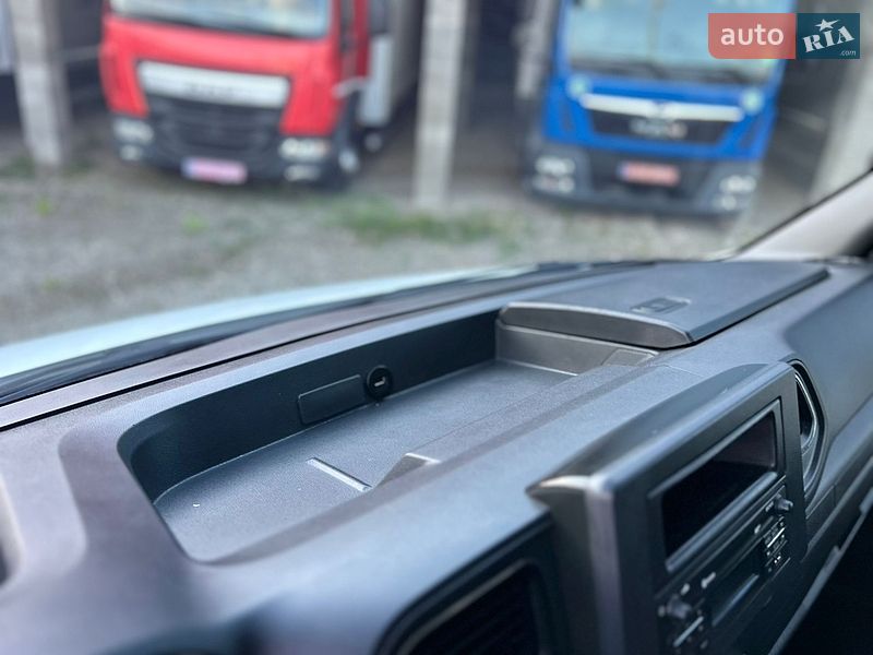 Вантажний фургон Renault Master 2023 в Хусті