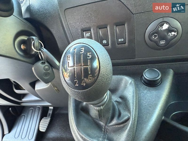Грузовой фургон Renault Master 2019 в Луцке