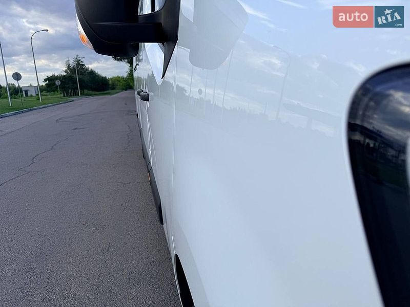 Грузовой фургон Renault Master 2023 в Киеве