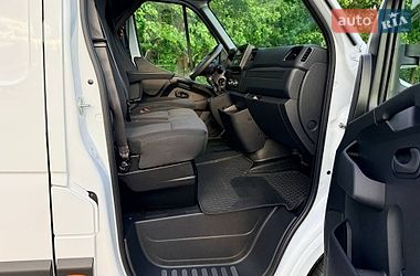 Грузовой фургон Renault Master 2023 в Киеве