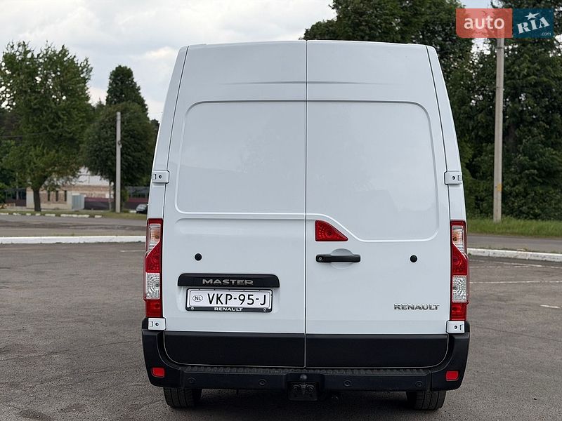Вантажний фургон Renault Master 2022 в Радивиліві