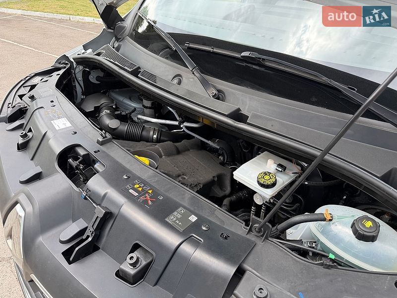 Вантажний фургон Renault Master 2022 в Радивиліві