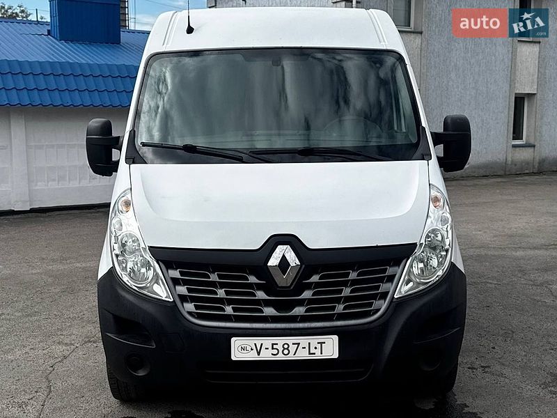 Вантажний фургон Renault Master 2018 в Рівному