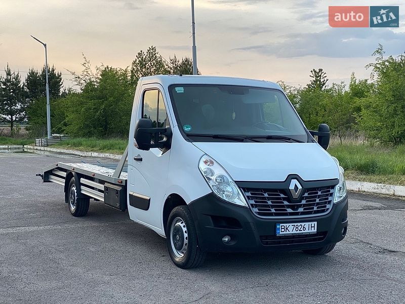 Евакуатор Renault Master 2018 в Радивиліві