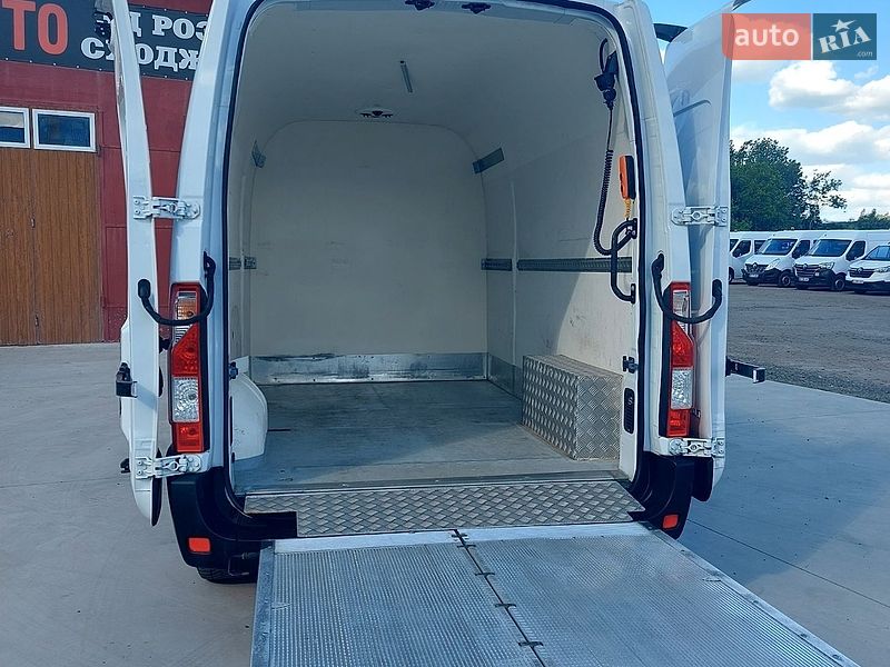 Грузовой фургон Renault Master 2021 в Млинове