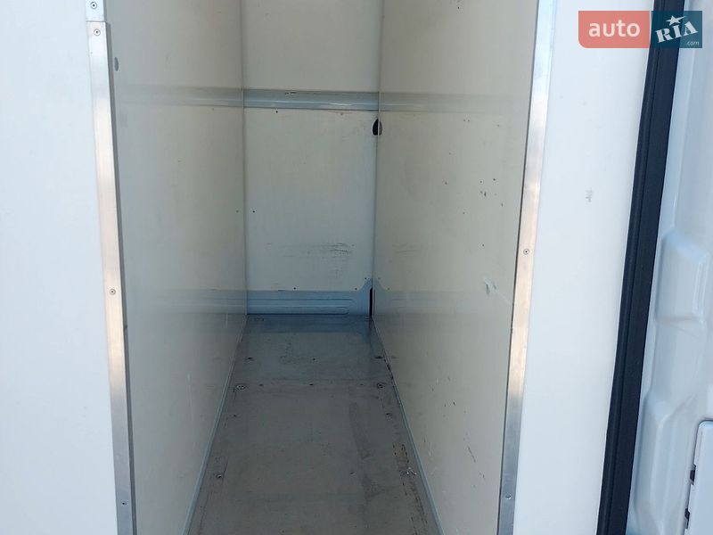Грузовой фургон Renault Master 2021 в Млинове
