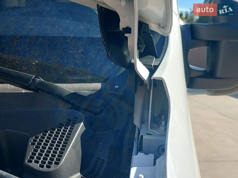 Грузовой фургон Renault Master 2021 в Млинове