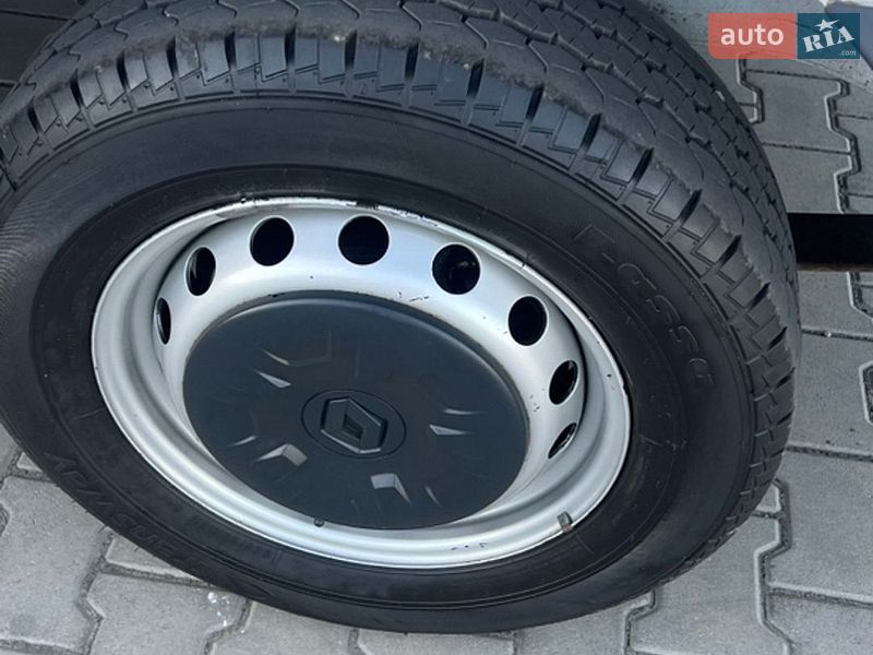 Грузовой фургон Renault Master 2021 в Нововолынске