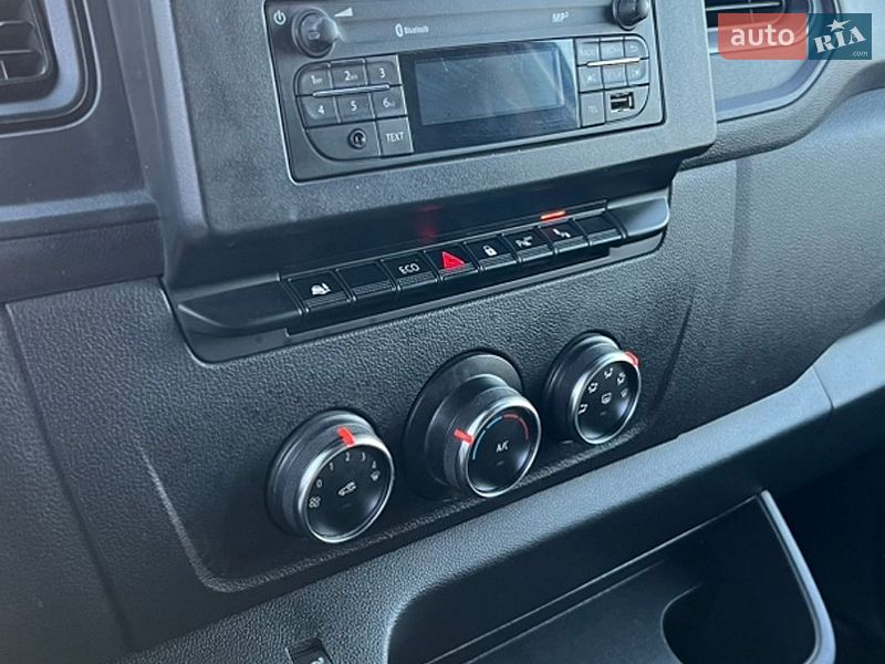 Грузовой фургон Renault Master 2021 в Нововолынске