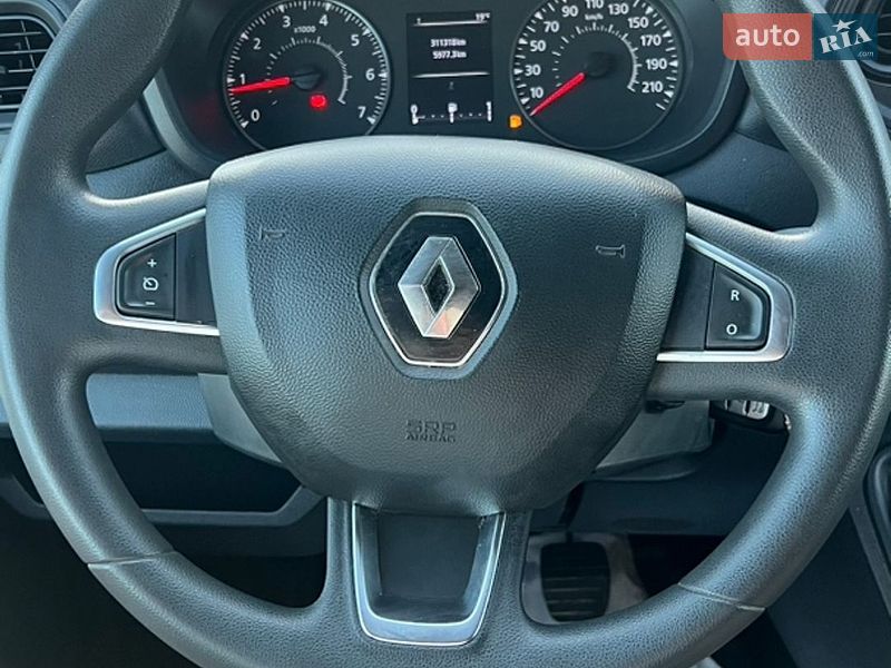 Грузовой фургон Renault Master 2021 в Нововолынске