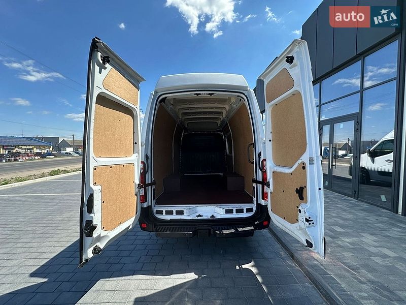 Вантажний фургон Renault Master 2021 в Ковелі