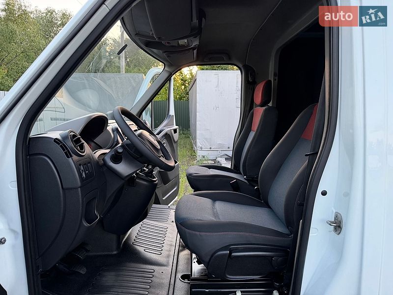 Тентований Renault Master 2017 в Ковелі