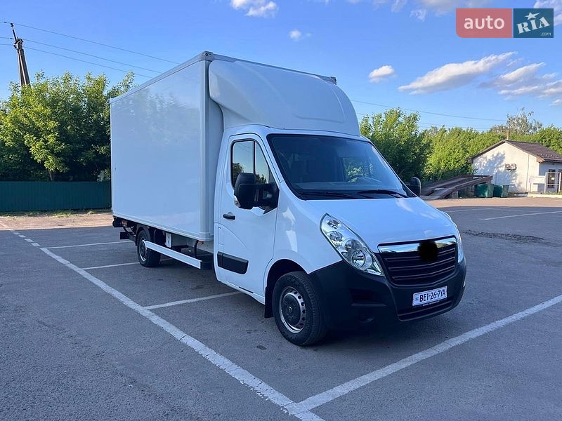 Вантажний фургон Renault Master 2017 в Дубні