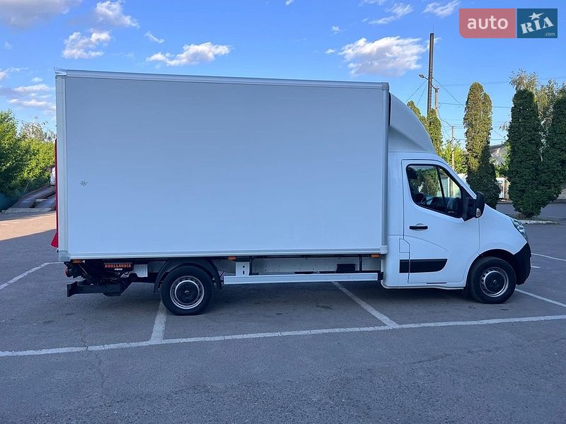 Вантажний фургон Renault Master 2017 в Дубні