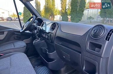Вантажний фургон Renault Master 2017 в Дубні