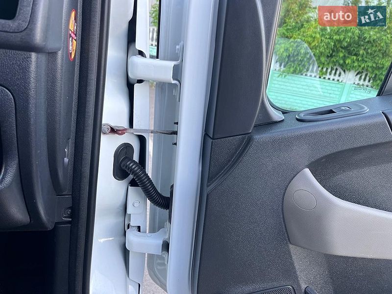 Вантажний фургон Renault Master 2017 в Дубні