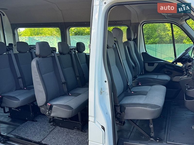 Мікроавтобус Renault Master 2015 в Дубні