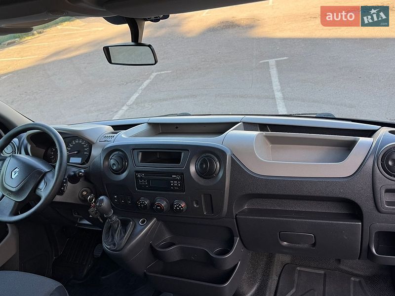 Мікроавтобус Renault Master 2015 в Дубні