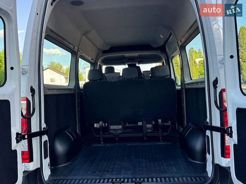 Мікроавтобус Renault Master 2015 в Дубні