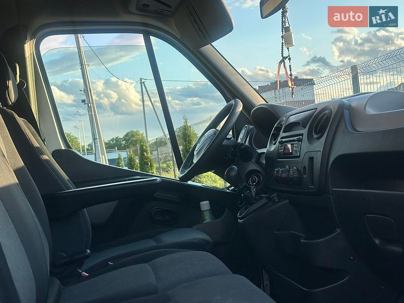 Автовоз Renault Master 2016 в Стрые