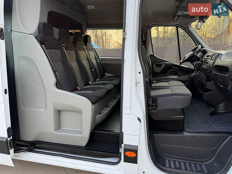 Вантажопасажирський фургон Renault Master 2017 в Млиніві фото 28 Вантажопасажирський фургон Renault Master 2017 в Млиніві