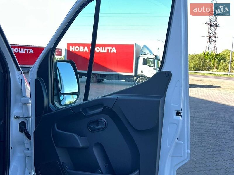 Грузовой фургон Renault Master 2023 в Днепре