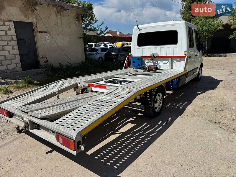 Автовоз Renault Master 2016 в Дубні
