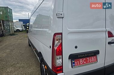 Вантажний фургон Renault Master 2022 в Стрию