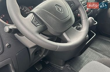 Грузовой фургон Renault Master 2016 в Львове